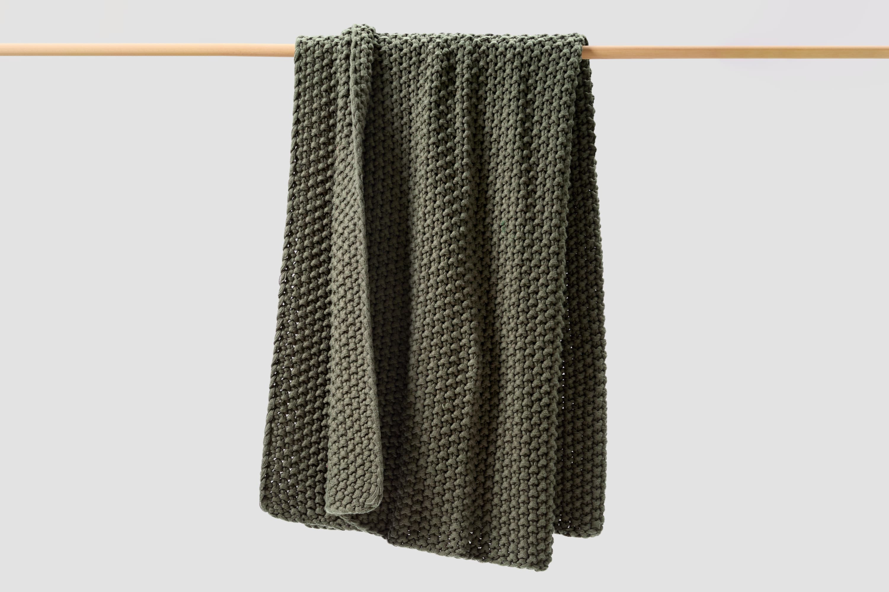 Olive (Chunky Knit)