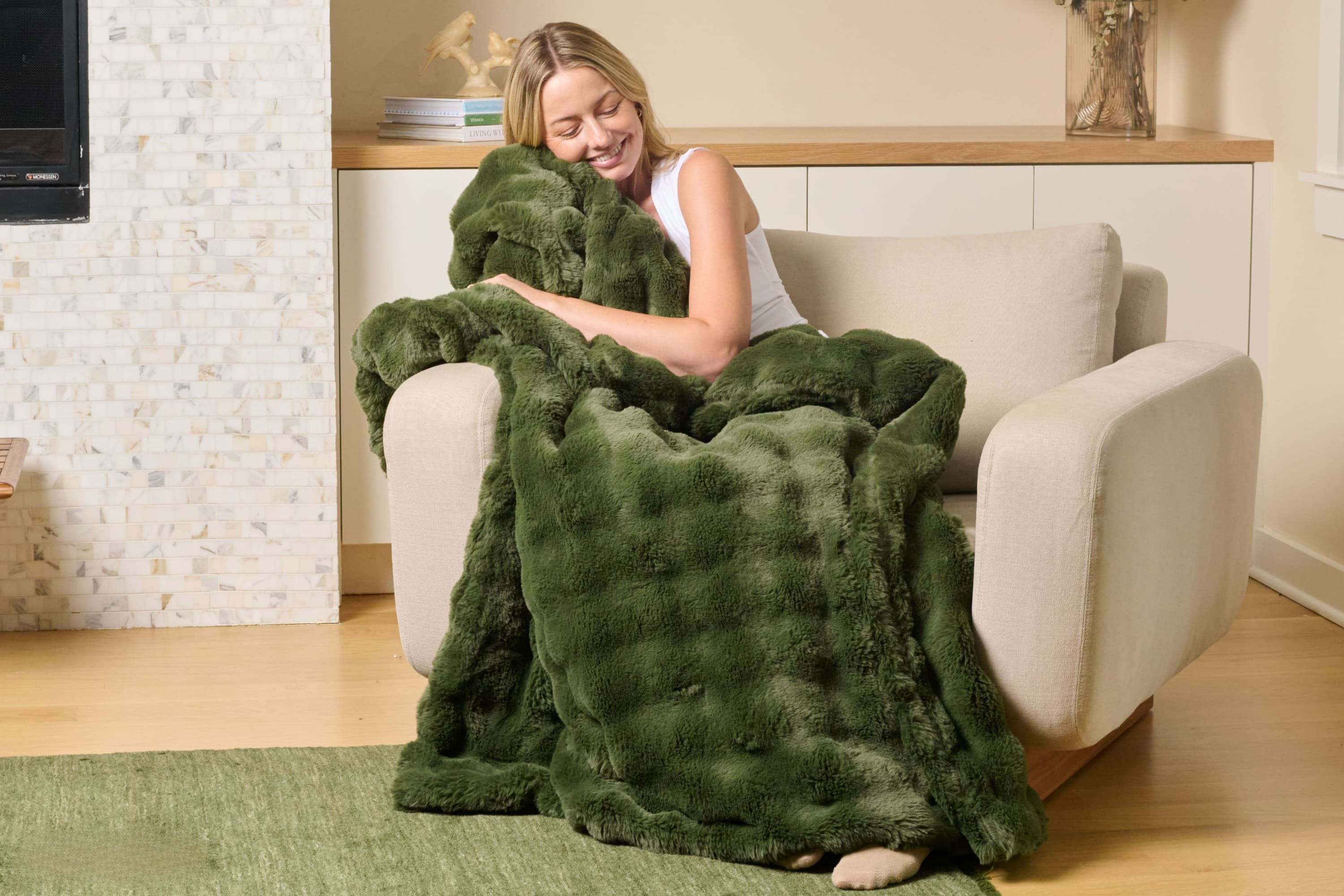 Faux Fur Wave Throw Blanket