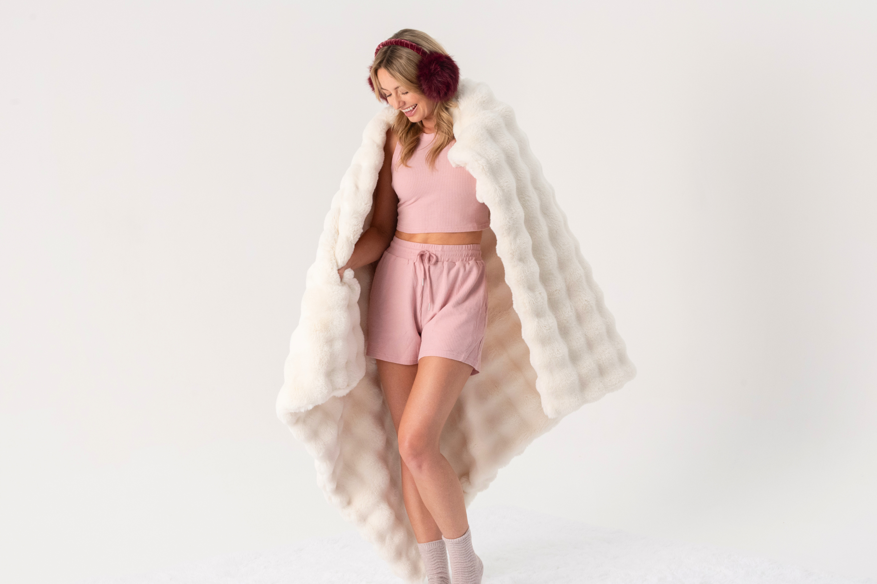 Faux Fur Wave Throw Blanket